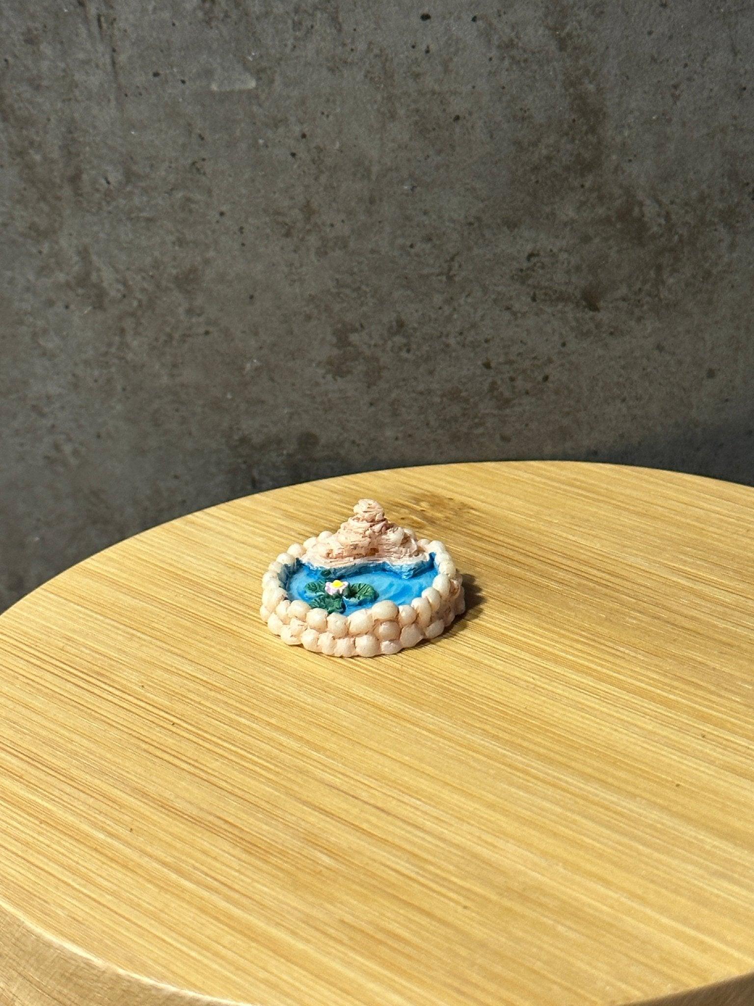 Mini Pond - Halaman Habitat -