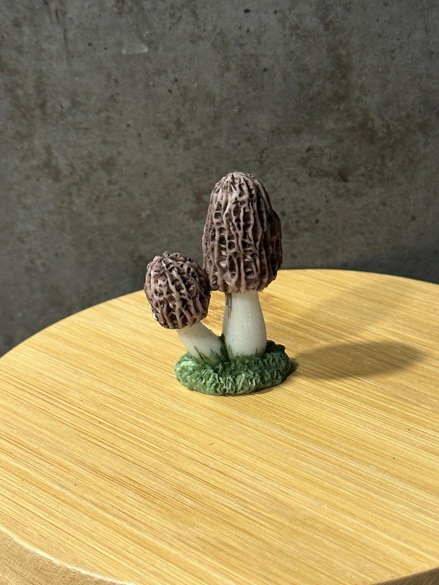 Mushroom Ornament - Halaman Habitat -